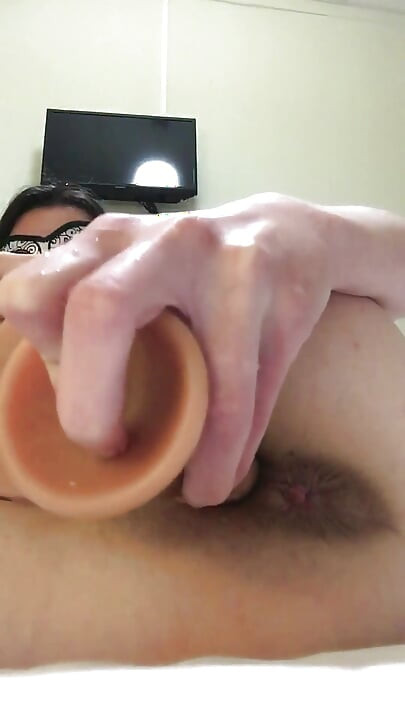 Dildo boquete e buceta peluda close-up - prenhando fantasia em russo, dirty talk e foda suculenta da buceta
