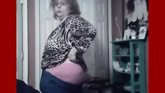 Hemşire Vicki yıpranarak teşhir ediyor
