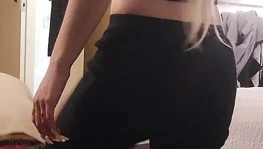 Kaki cantik dewi yessi