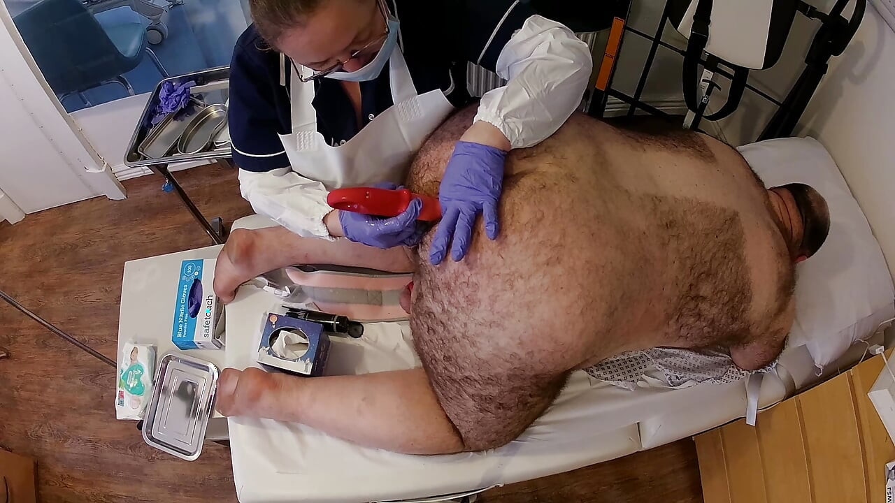 Del 2: - Matron Satana & Mr Jones