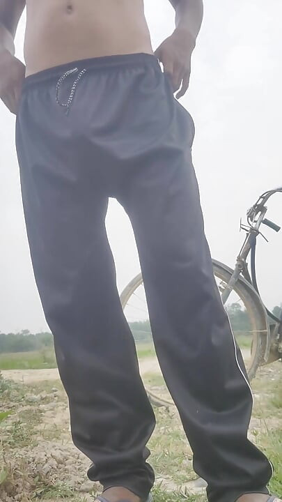 Outdoor Roadside Gay Men Masturbation Sex Video
