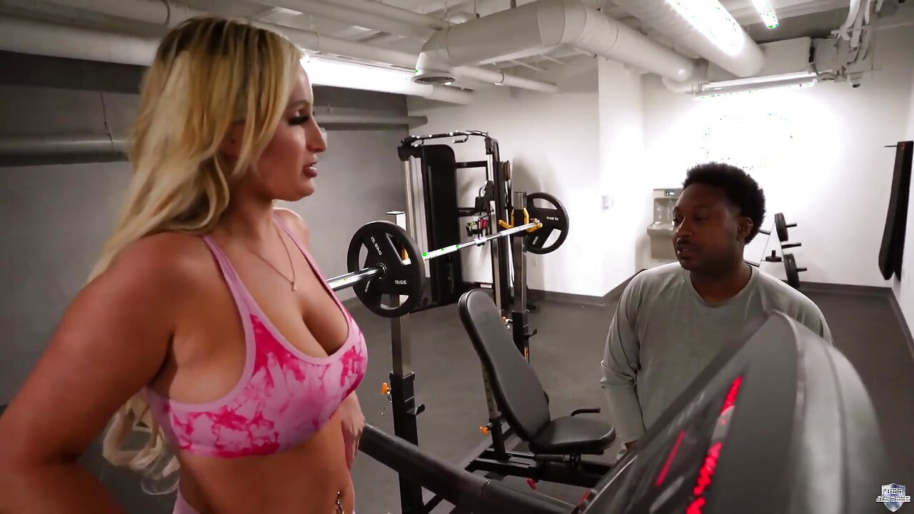 Tiffani Madison Fucks the Guys From the Gym