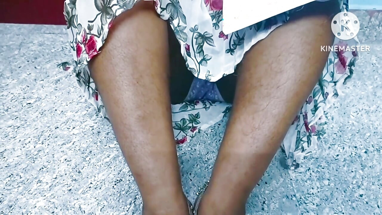Step Sister Got Horny When Caught Her Step Brother Jerking off - Viral Video