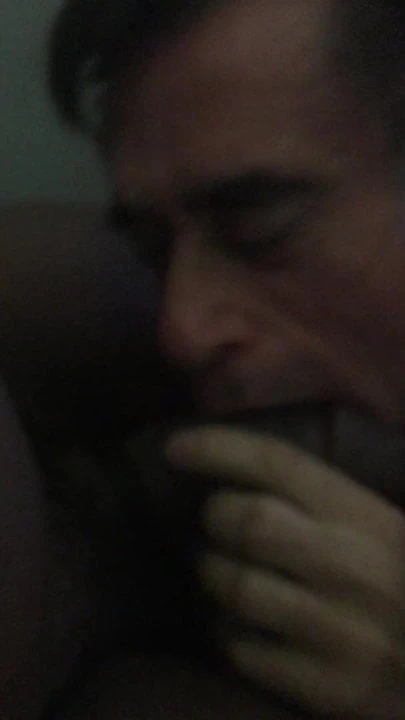 GIVING HEAD TO MY BUD M