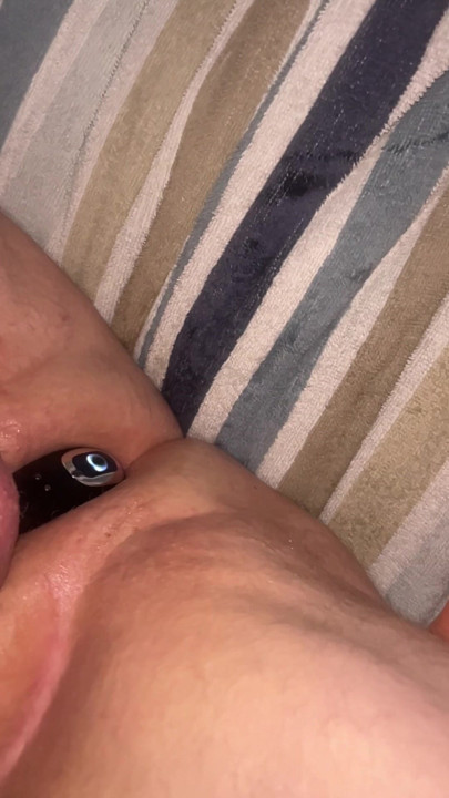 Pussy and anal stimulate