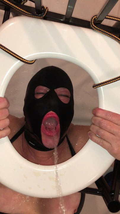 White bitch taking piss!
