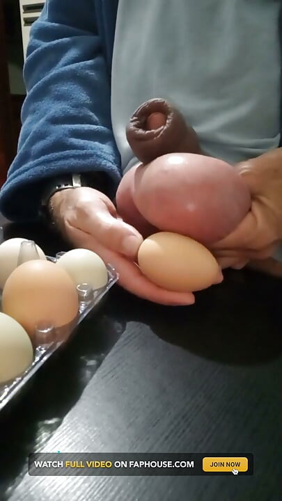 Measuring and Eggs Comparing