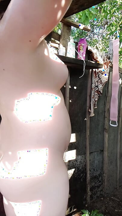 Chubby Girl Soaps Her Big Wet Tits Next to His Huge Cock in Outdoor Shower