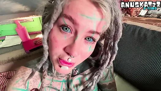 Özensiz sakso ve dölleme ile özel evde sikiş