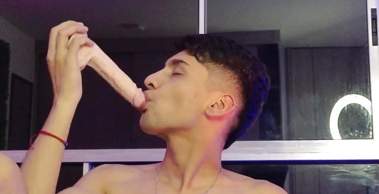 Do You Like How I Suck That Cock? Mmm It Tastes Delicious, Now It's Your Cock's Turn
