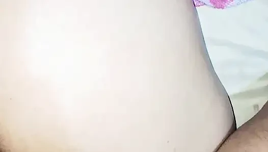 Dönüşümlü olarak iki deliğimi sikti! Götten amına