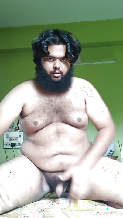 Bedroom Cum Beared Man