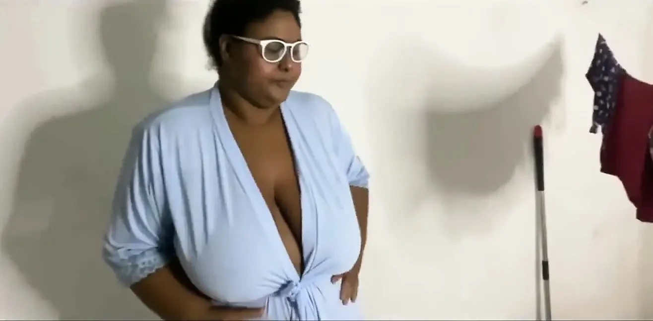 I See My Stepmother in Her Underwear and End up Having Sex with Her