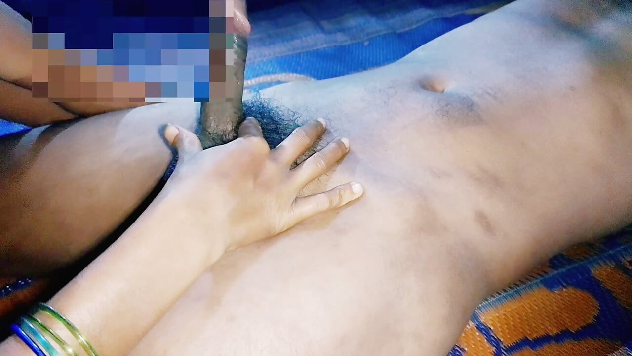 Une Indienne se fait baiser avec son copain dans une chambre d’hôtel