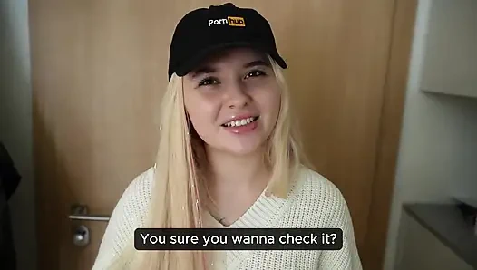 Ngentot gadis kurir hot ini dan mengambil paketnya secara gratis