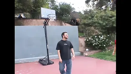 1 Hure Für 3 Riesige Schwänze!! - Band #01