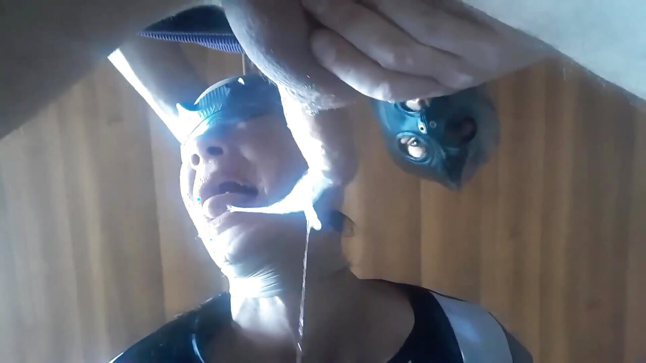 20 minutes compilation, 15 scenes of facials, cum swallow, huge cumshots and oral creampie