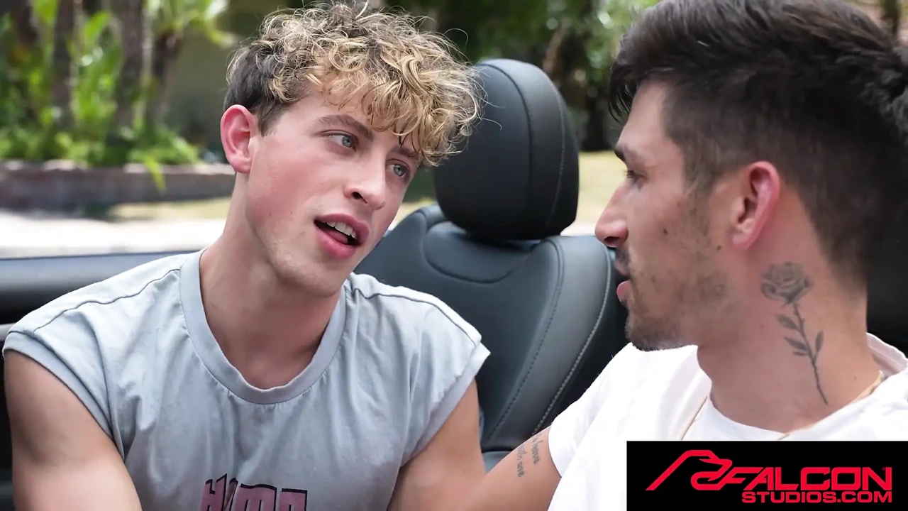 FALCON STUDIOS – Dom Quin Quire Pops Balloons & Fucks Seth Bareback