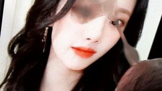 Fromis9 Jiwon Sperma-Tribut