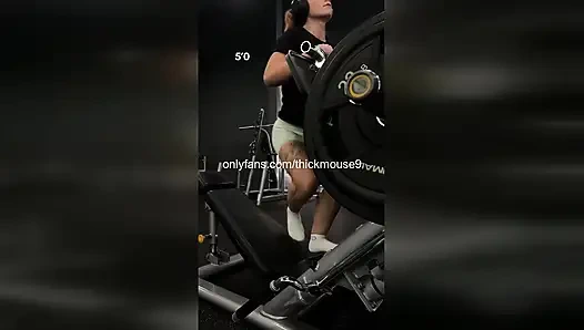 18 yaşındaki TikTok Thot'un amcığı kamerada patlıyor! Sansürsüz Gape