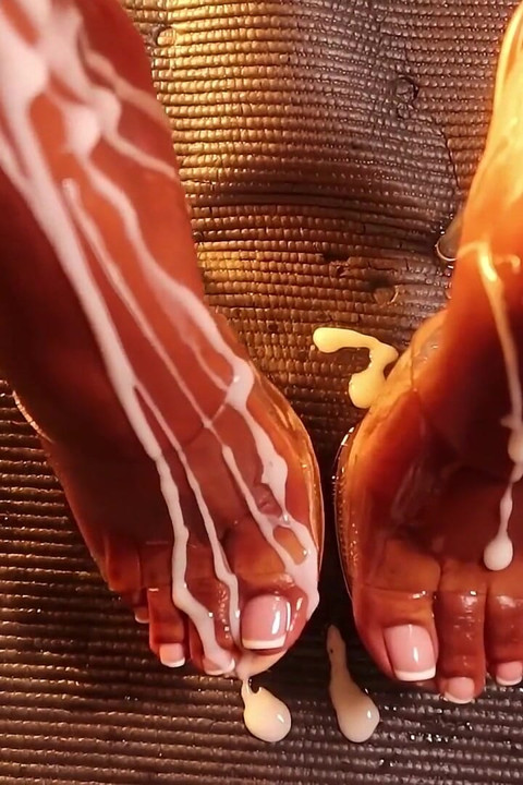 Lola Black XXX Ebony Toes and Soles