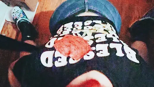 Dominikli iri güzel komşu onu oyundan çekiyor! (iPhone Kaydedildi)