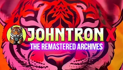 Johntronx - лижет ее очко и трахает ее киску в видео от первого лица