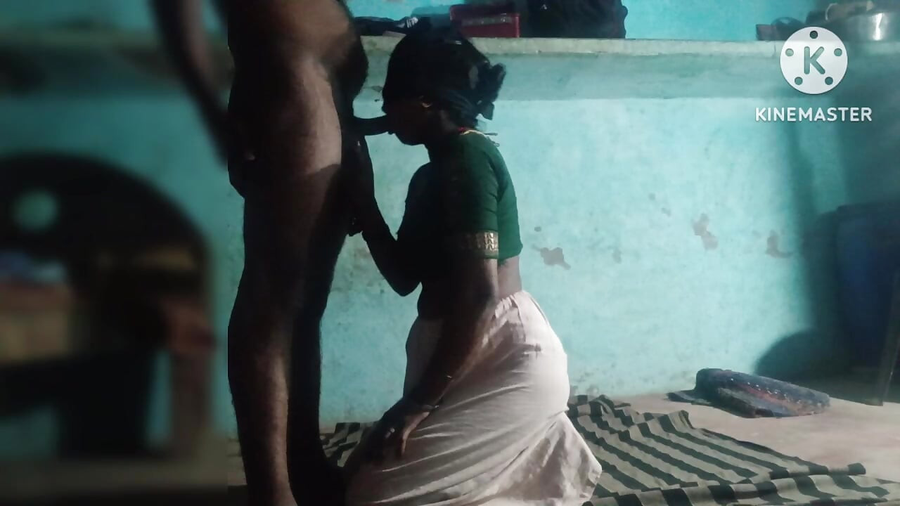 Village bhabi face fuck jor jor se muh me pani nikala