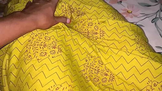 Fucked desi beautiful bhabi in desi styles. Xxx video