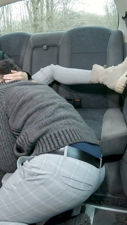 Guy with big mouth makes me ORGASM in my taxi - Female Fake Taxi | 1. rész