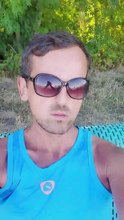 Droljasta devojka cam4 uživo egzibicionizam na otvorenom zabava