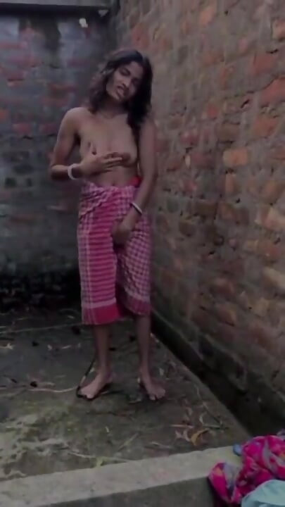 Desi Housewife Outdoor Sex