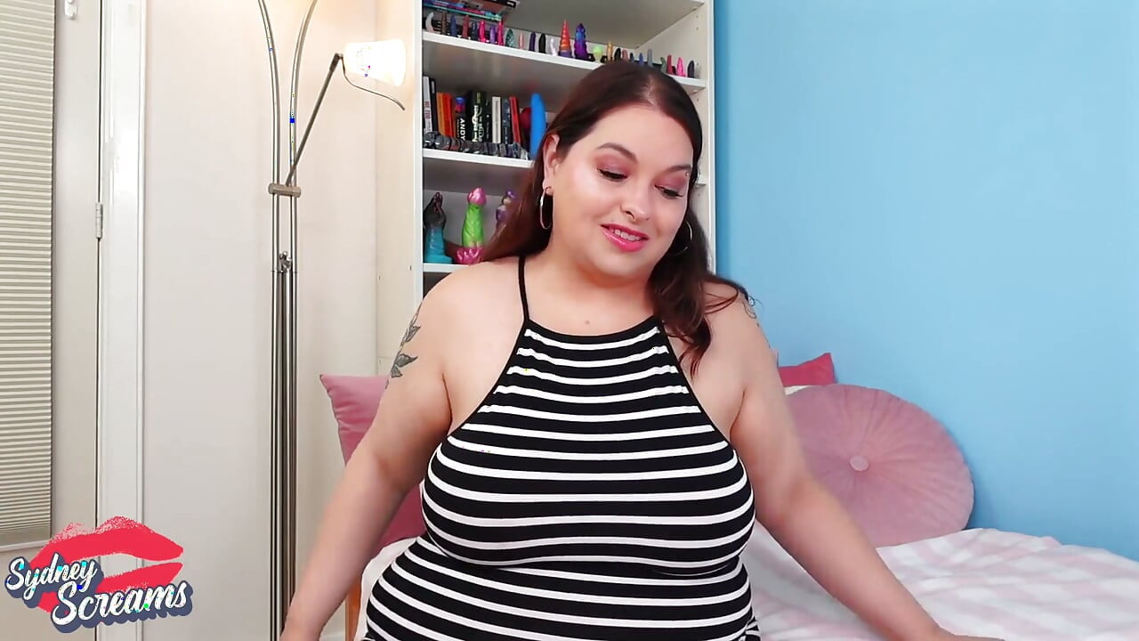 Roommate Loves Your Dadbod