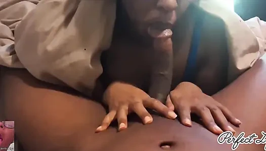 Чернокожие идеальные губы - хорошо обожает голову