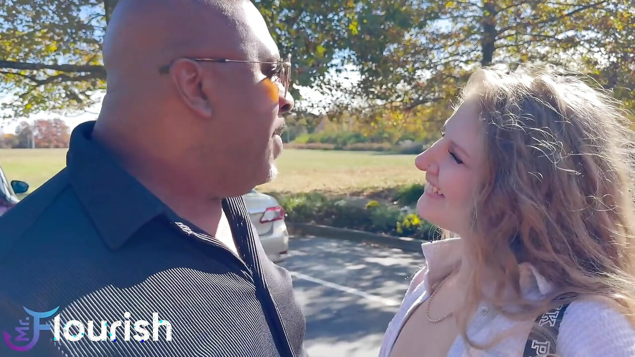 アイビーはミスターフラブリッシュにホテルで会うよう頼んだ