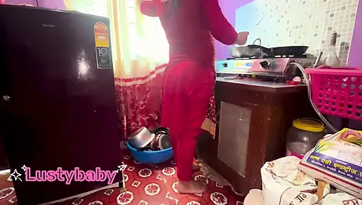 Nepalli çift mutfakta seks yapıyor