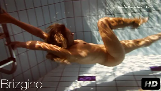Brizgina proves herself - sexy underwater