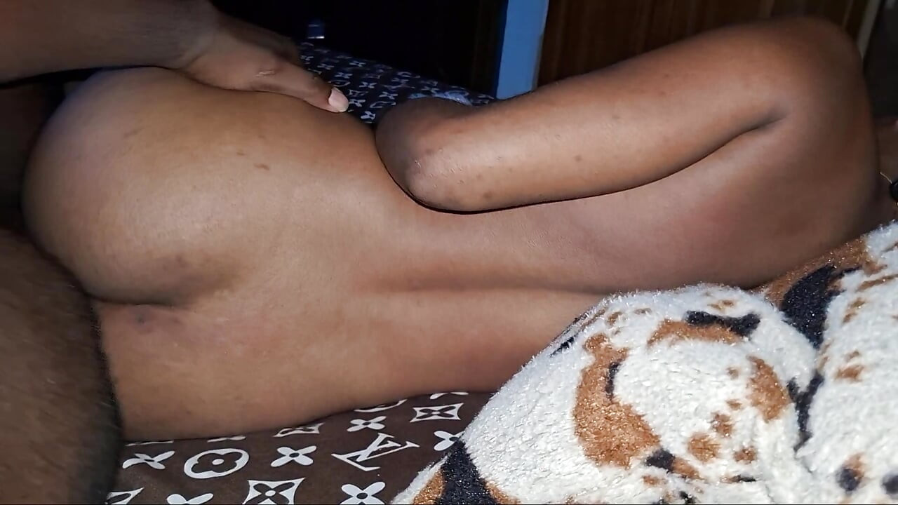 I have sex with my girlfriend niki