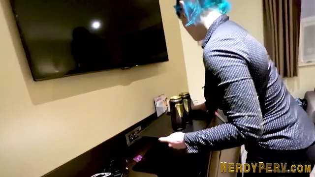 Leeds nerd watches bbw with massive boobs