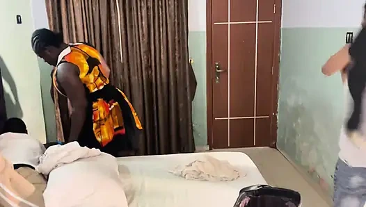 Kencingin aku sayang... Di balik layar