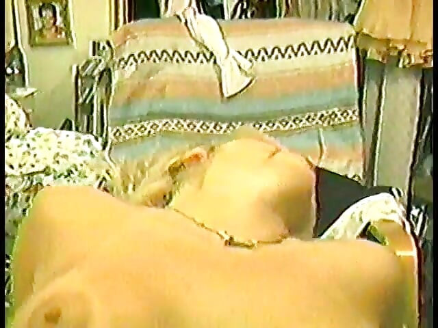 Speculum play stretches out the pussy on this sex toy loving big tit blonde