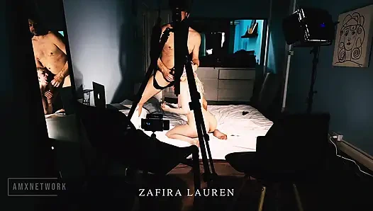 Faphouse modeli Zafira Lauren ile kamera arkası
