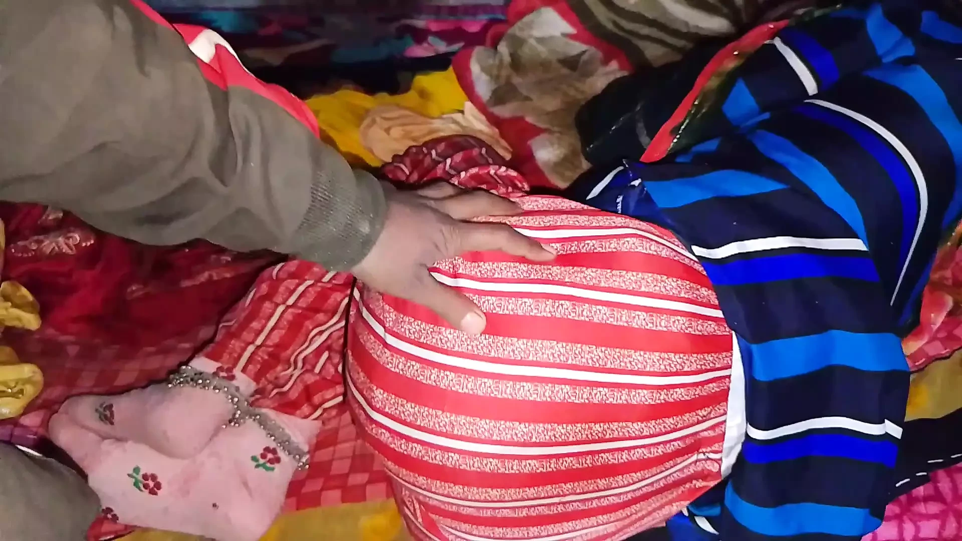 Indian Girl Dikongkek