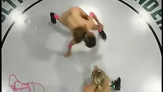 Kat (0-4) the Punk (0-0)