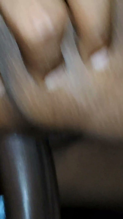 嫂子做了一匹母馬在臥室裡幹 | 短片 1