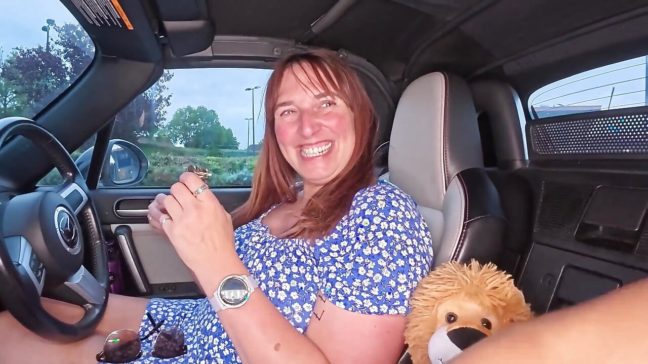 Real British MILF Drives Me in Her Car and Jerks Me off!