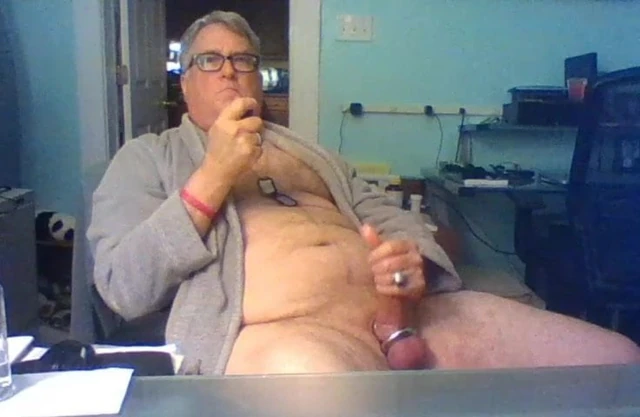 Daddy strokes on cam