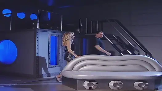 Blonde and Greedy Top Model Gets Her Ass Opened.