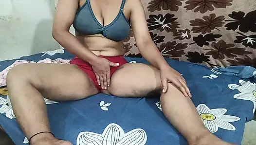 Reshmi alone at home and try to come relax