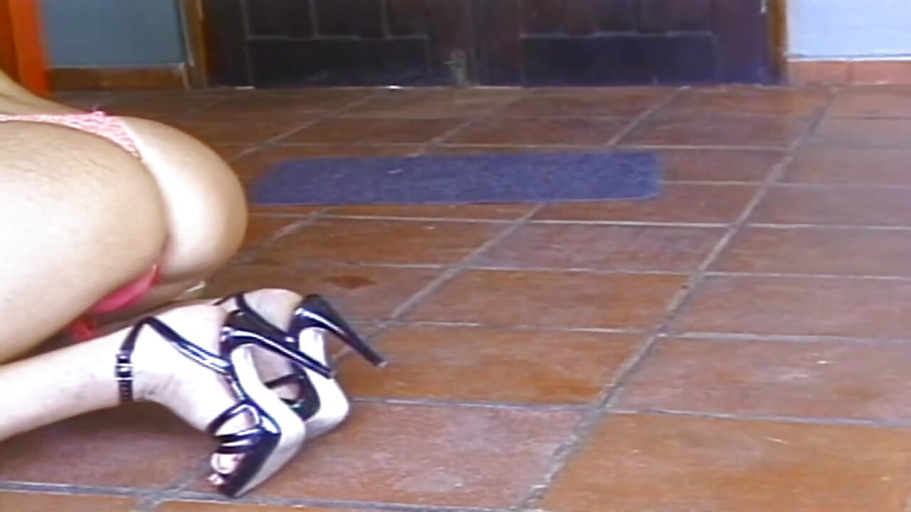 Teens fucking in the hostel